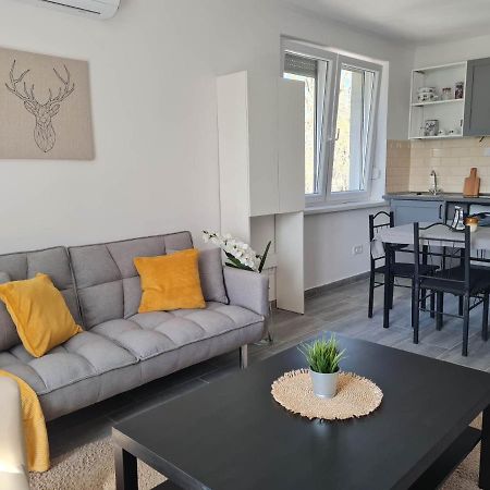 Malna Vendeghaz Siofok Apartment Екстериор снимка