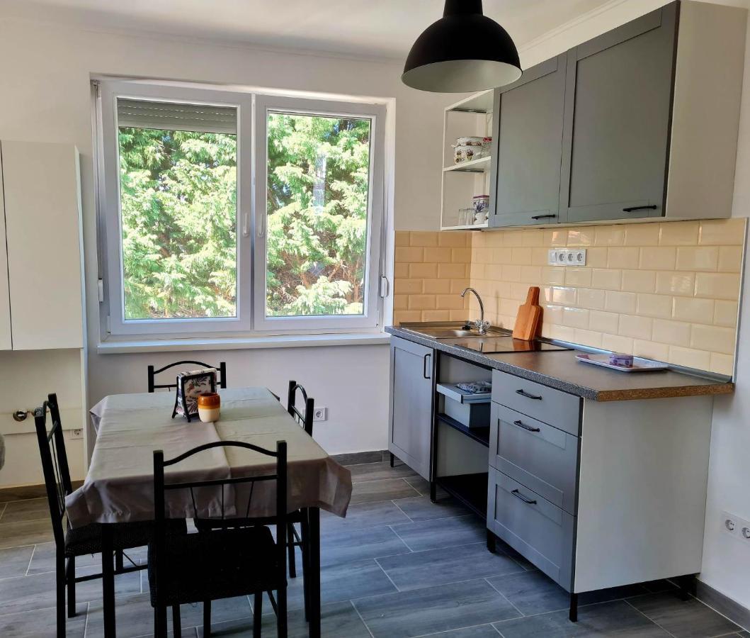 Malna Vendeghaz Siofok Apartment Екстериор снимка
