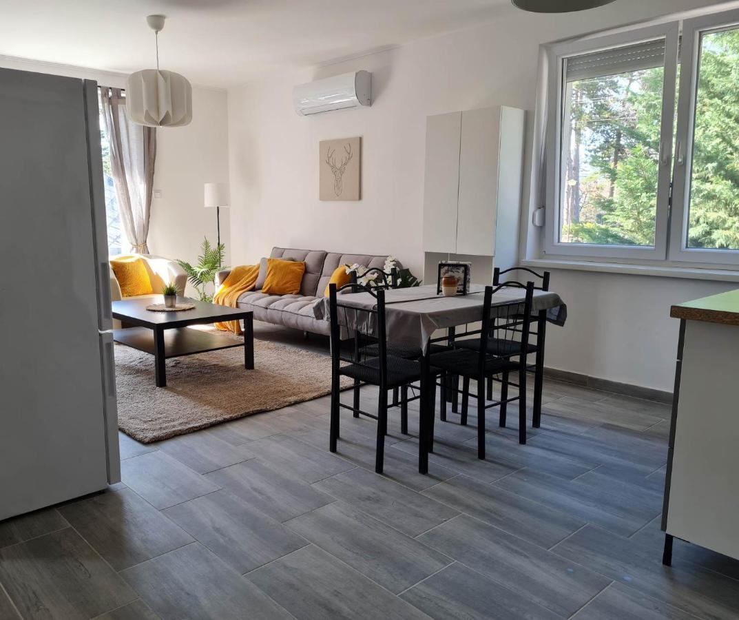 Malna Vendeghaz Siofok Apartment Екстериор снимка